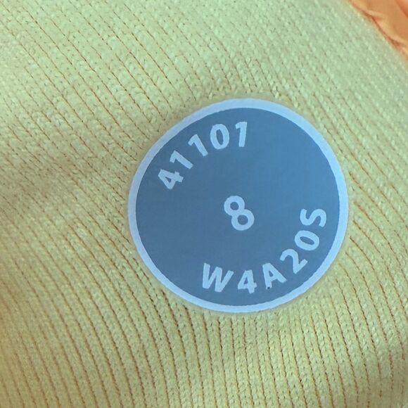 Women Lululemon Glacier Vest Puffer Vest in Fire Rapid Yellow Size 8 - Picture 9 of 9